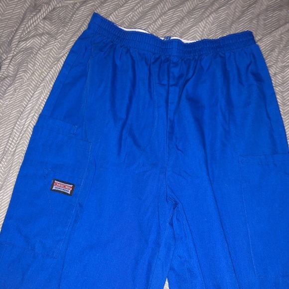 Cherokee scrub set - Picture 2 of 3